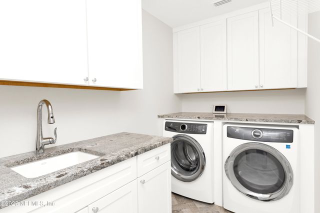 117 INDIAN HAMMOCK Lane, Ponte Vedra Beach, FL 32082