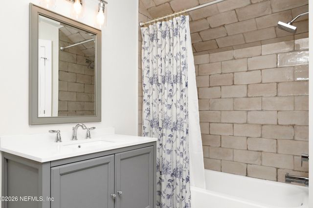 117 INDIAN HAMMOCK Lane, Ponte Vedra Beach, FL 32082