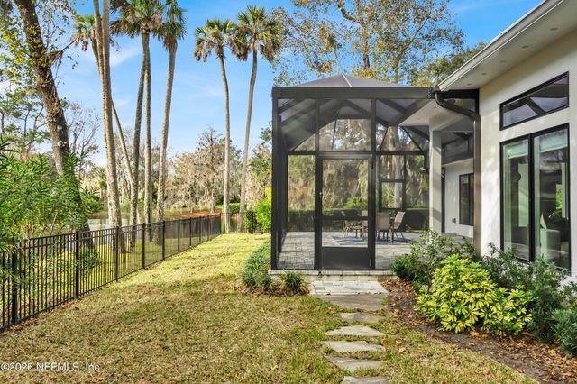 117 INDIAN HAMMOCK Lane, Ponte Vedra Beach, FL 32082