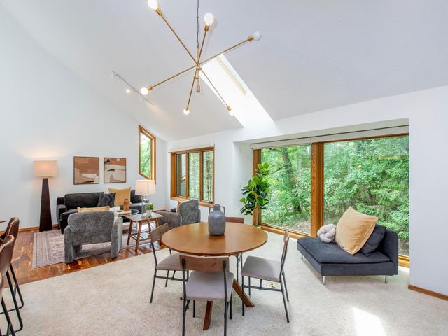 13900 Hill Ridge Drive, Hopkins, MN 55305
