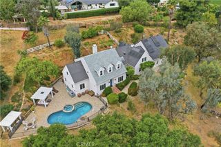 375 Woodland Hills Drive, Escondido, CA 92029