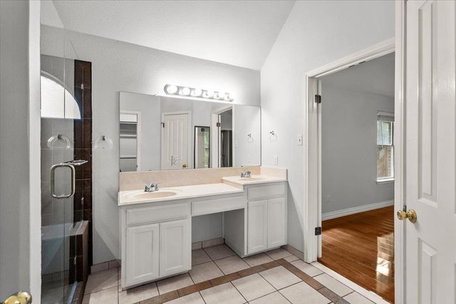 10000 Brantley BND, Austin, TX 78748
