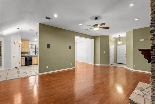10000 Brantley BND, Austin, TX 78748