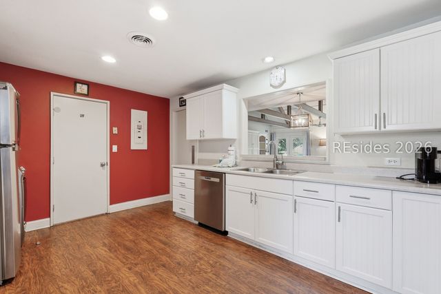 45 Queens Folly Rd Apt 760, Hilton Head Island, SC 29928