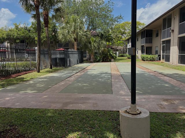 8750 Royal Palm Blvd 208-3, Coral Springs, FL 33065