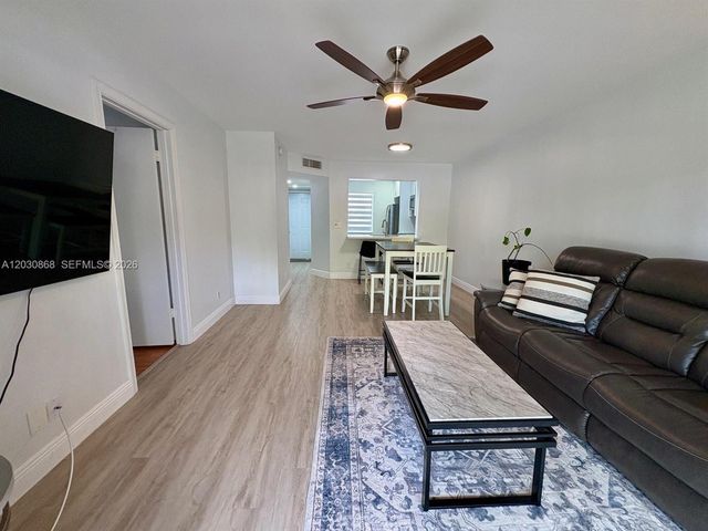 8750 Royal Palm Blvd 208-3, Coral Springs, FL 33065