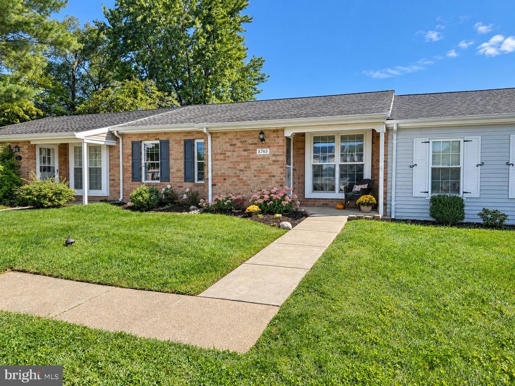 5765 CORSAIR CT, BENSALEM, PA 19020 — exterior