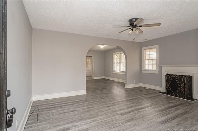 105 N Elm Street, Maxton, NC 28364