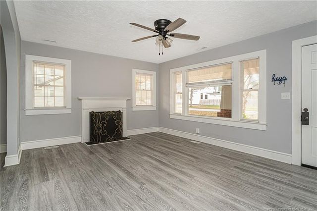 105 N Elm Street, Maxton, NC 28364