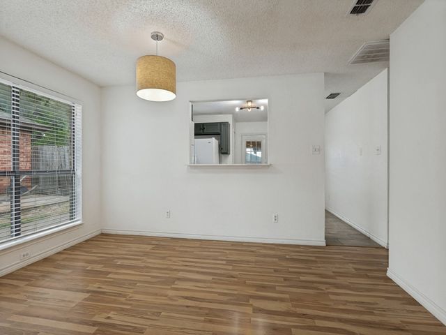 3006 Post Oak Drive, Euless, TX 76039