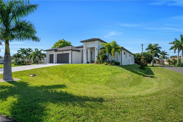 1735 SW 51st TER, Cape Coral, FL 33914