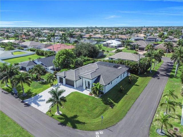 1735 SW 51st TER, Cape Coral, FL 33914