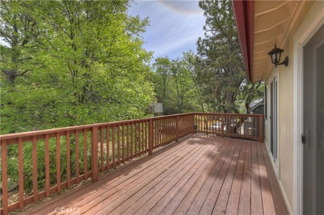 1078 Sandalwood, Lake Arrowhead, CA 92352