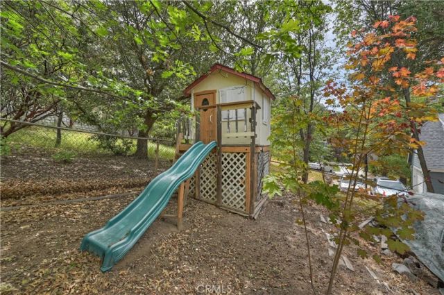 1078 Sandalwood, Lake Arrowhead, CA 92352