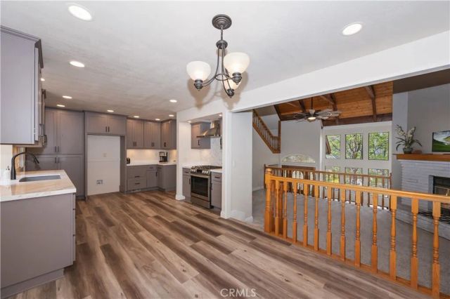 1078 Sandalwood, Lake Arrowhead, CA 92352