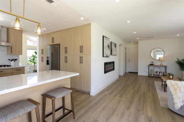 11359 Polaris Dr, San Diego, CA 92126