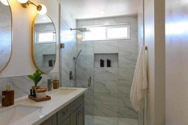 11359 Polaris Dr, San Diego, CA 92126