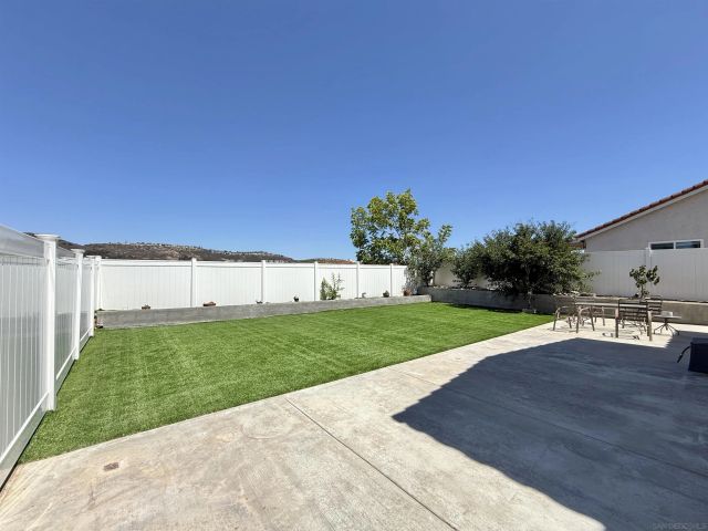 11359 Polaris Dr, San Diego, CA 92126