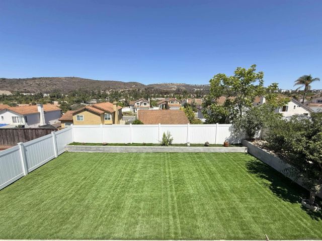 11359 Polaris Dr, San Diego, CA 92126