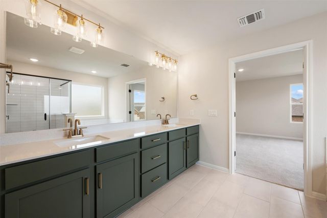 1832 Fannie RD, Georgetown, TX 78633