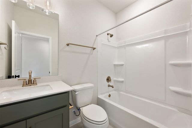 1832 Fannie RD, Georgetown, TX 78633