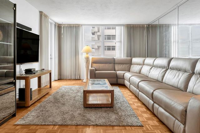 4250 Galt Ocean Dr 8A, Fort Lauderdale, FL 33308