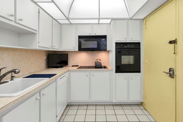 4250 Galt Ocean Dr 8A, Fort Lauderdale, FL 33308