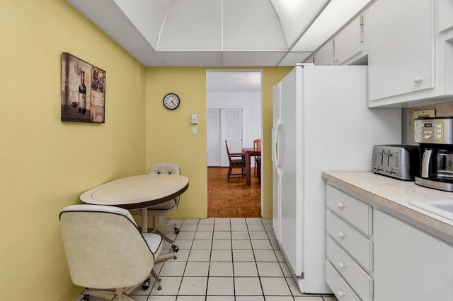 4250 Galt Ocean Dr 8A, Fort Lauderdale, FL 33308