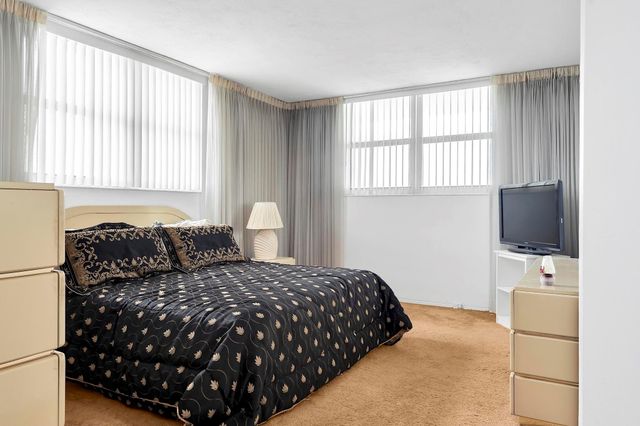 4250 Galt Ocean Dr 8A, Fort Lauderdale, FL 33308