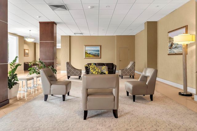 4250 Galt Ocean Dr 8A, Fort Lauderdale, FL 33308