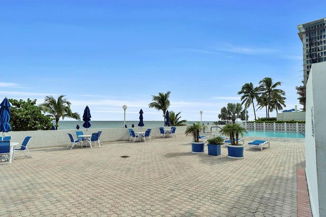 4250 Galt Ocean Dr 8A, Fort Lauderdale, FL 33308