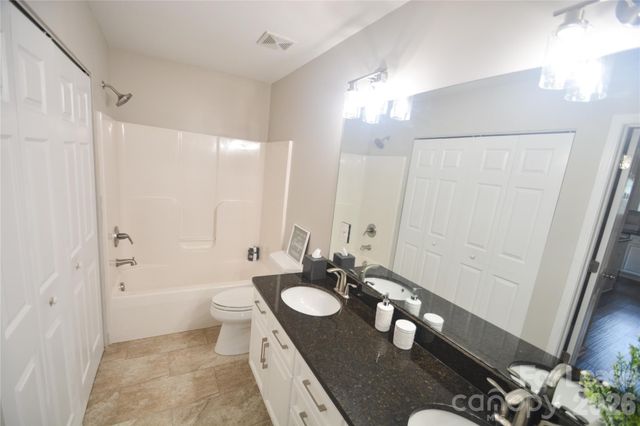 605 Mountainwater Drive, Charlotte, NC 28262