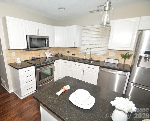 605 Mountainwater Drive, Charlotte, NC 28262