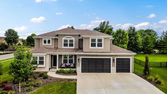 23905 W 70th Terrace, Shawnee, KS 66226
