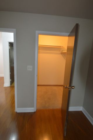 845 WESTMORELAND Drive 6, Vernon Hills, IL 60061