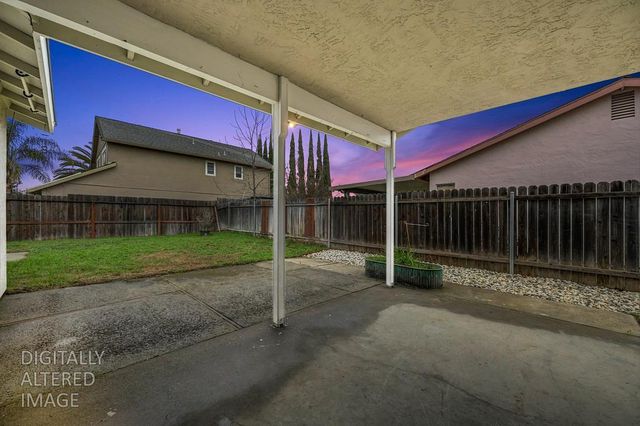 5717 Mount Hood Ct, Sacramento, CA 95842