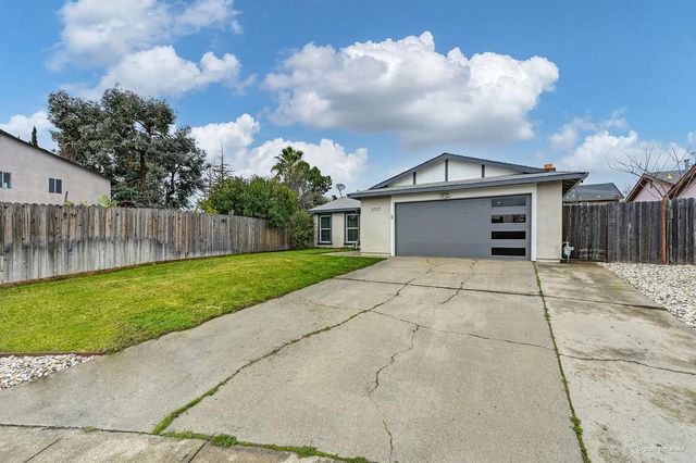 5717 Mount Hood Ct, Sacramento, CA 95842