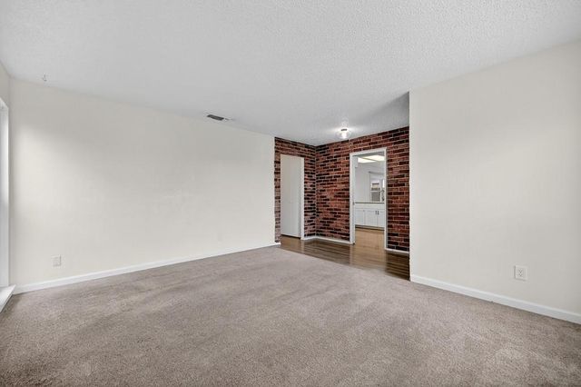 5717 Mount Hood Ct, Sacramento, CA 95842