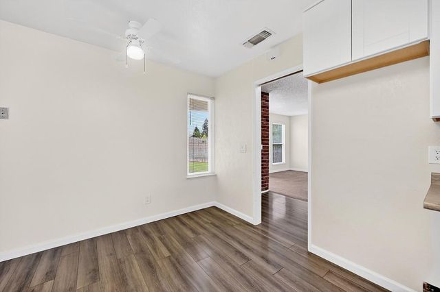 5717 Mount Hood Ct, Sacramento, CA 95842