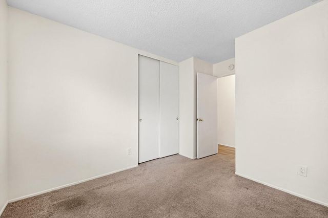 5717 Mount Hood Ct, Sacramento, CA 95842