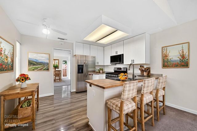 5717 Mount Hood Ct, Sacramento, CA 95842