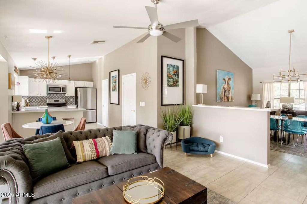 6533 E GRANDVIEW Drive, Scottsdale, AZ 85254