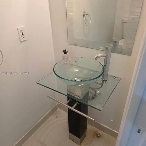 8215 SW 27th St 103, Miramar, FL 33025