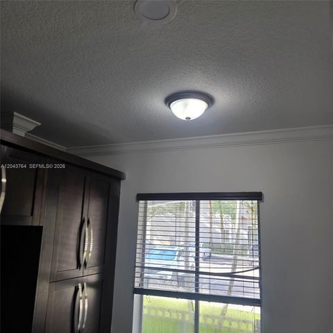 8215 SW 27th St 103, Miramar, FL 33025