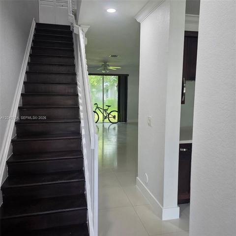 8215 SW 27th St 103, Miramar, FL 33025
