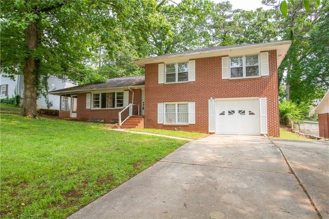 1558 BOULDERWOODS Drive SE, Atlanta, GA 30316