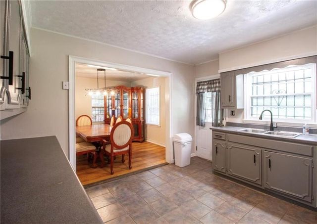 1558 BOULDERWOODS Drive SE, Atlanta, GA 30316