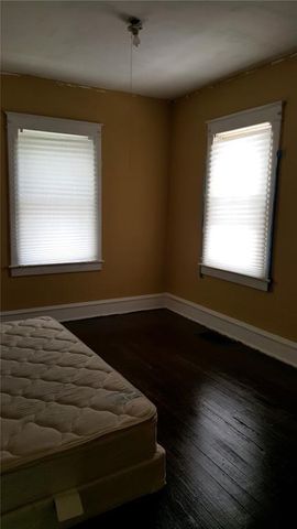 124 N Drury Avenue, Kansas City, MO 64123