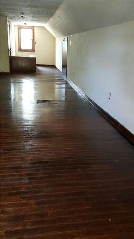 124 N Drury Avenue, Kansas City, MO 64123