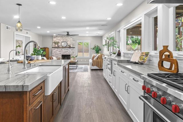2285 Valley Road, Oceanside, CA 92056